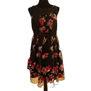 Venus Retro Look Black Floral Embroidered Dress with‎ Tulle Overlay Size 10 NWT